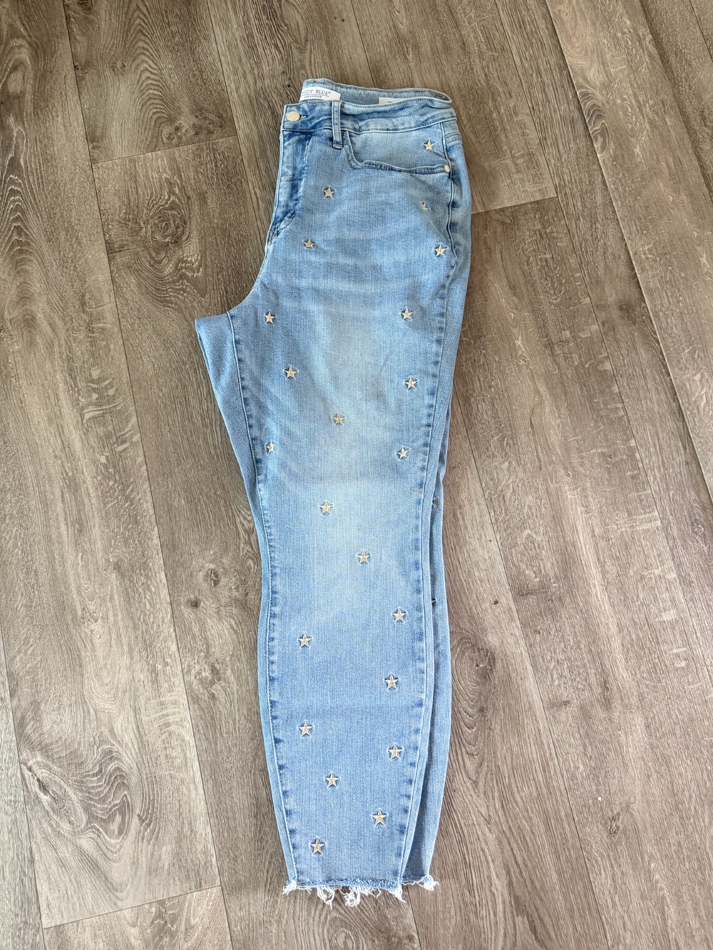 Judy Blue Light Blue Star-Studded Straight Leg Jeans